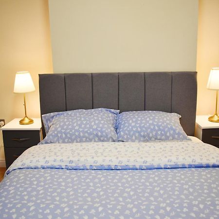 Birmingham City Centre Room In Edgbaston Near Stadium, Free Parking Bagian luar foto