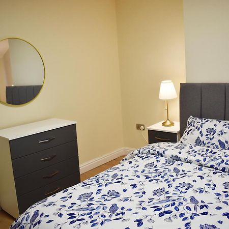 Birmingham City Centre Room In Edgbaston Near Stadium, Free Parking Bagian luar foto